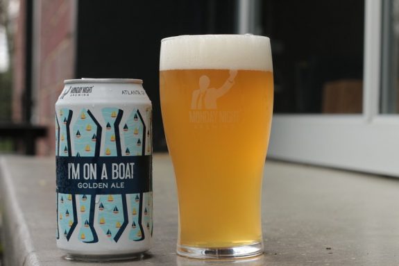 Monday Night I'm on a Boat can glass BeerPulse