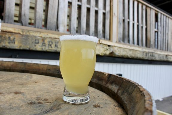 Down the Road Heartbreak Hill Cream Ale glass BeerPulse